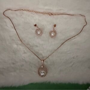 Rose Gold Pendant Necklace and Earring Set